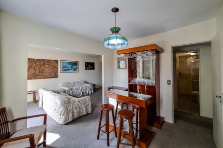 Apartamento à venda com 130m², 4 quartos e 3 vagas Apartamento à venda com 130m², 4 quartos e 3 vagasSala 2