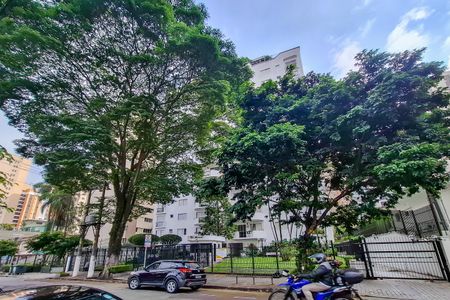 Apartamento à venda com 130m², 4 quartos e 3 vagas Apartamento à venda com 130m², 4 quartos e 3 vagasFachada