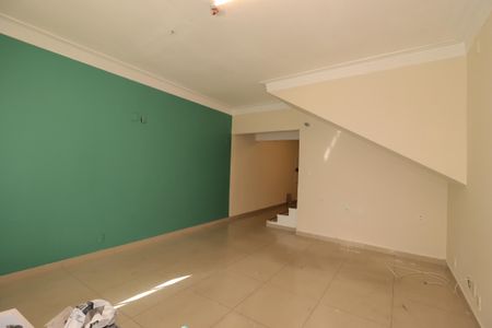 Sala de casa para alugar com 2 quartos, 100m² em Jardim Bela Vista, Santo André