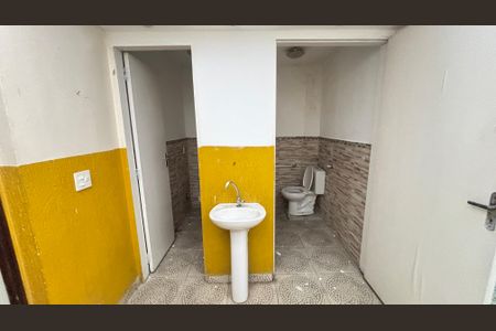 Casa à venda com 100m², 2 quartos e 1 vagaBanheiro de Serviço