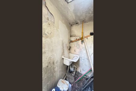 Casa à venda com 100m², 2 quartos e 1 vagaÁrea de Serviço