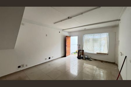 Casa à venda com 100m², 2 quartos e 1 vagaSala