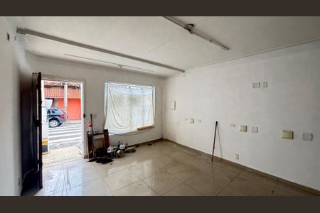 Casa à venda com 100m², 2 quartos e 1 vagaSala