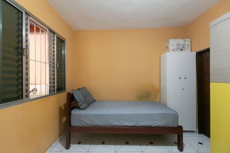 Casa à venda com 250m², 6 quartos e sem vagaQuarto 2