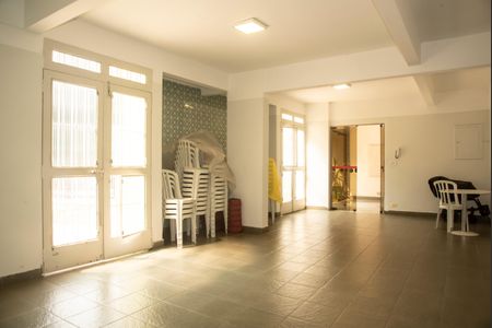 Apartamento à venda com 75m², 2 quartos e 1 vagaÁrea comum - Salão de festas