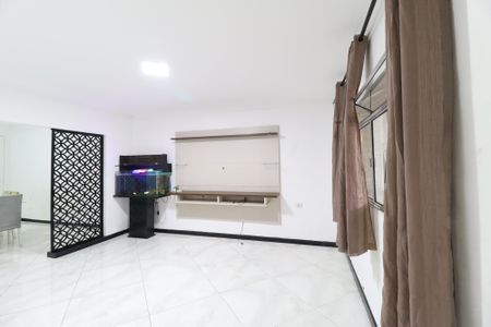 Casa à venda com 120m², 3 quartos e 1 vagaSala