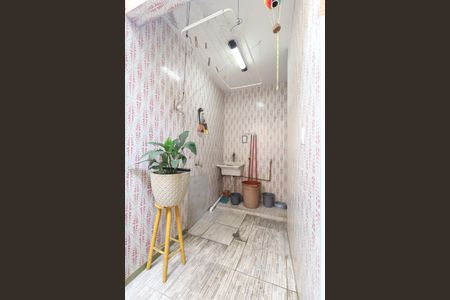 Casa à venda com 120m², 3 quartos e 1 vagaÁrea de Serviço