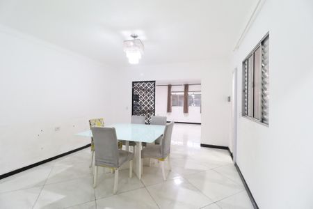 Casa à venda com 120m², 3 quartos e 1 vagaSala