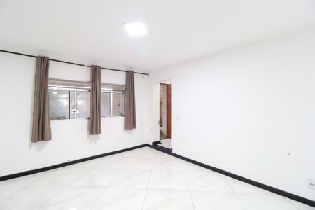 Casa à venda com 120m², 3 quartos e 1 vagaSala