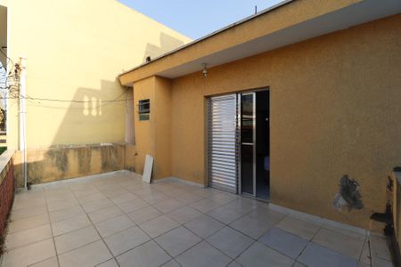 Casa à venda com 120m², 3 quartos e 1 vagaVaranda - Quarto 1