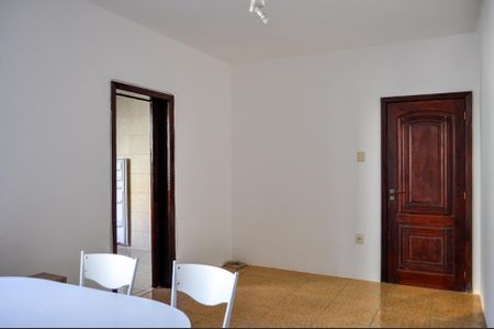 Apartamento para alugar com 60m², 2 quartos e sem vaga Apartamento para alugar com 60m², 2 quartos e sem vagaSala