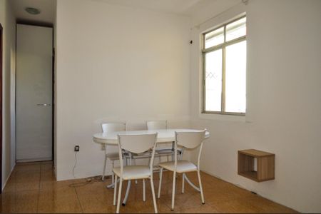 Apartamento para alugar com 60m², 2 quartos e sem vaga Apartamento para alugar com 60m², 2 quartos e sem vagaSala