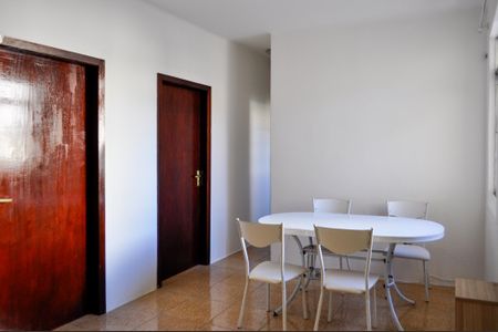 Apartamento para alugar com 60m², 2 quartos e sem vaga Apartamento para alugar com 60m², 2 quartos e sem vagaSala