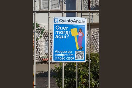 Apartamento para alugar com 60m², 2 quartos e sem vaga Apartamento para alugar com 60m², 2 quartos e sem vagaFachada e placa
