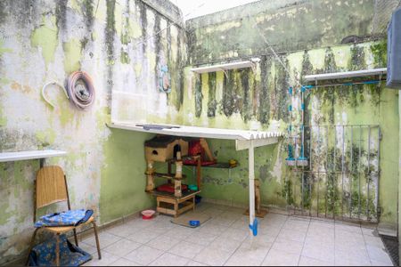 Casa à venda com 155m², 3 quartos e 2 vagas Casa à venda com 155m², 3 quartos e 2 vagasQuintal