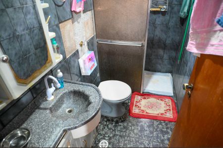 Casa à venda com 155m², 3 quartos e 2 vagas Casa à venda com 155m², 3 quartos e 2 vagasBanheiro Suite