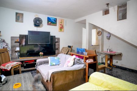 Casa à venda com 155m², 3 quartos e 2 vagas Casa à venda com 155m², 3 quartos e 2 vagasSala