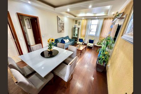 Apartamento à venda com 70m², 3 quartos e 1 vagaSala