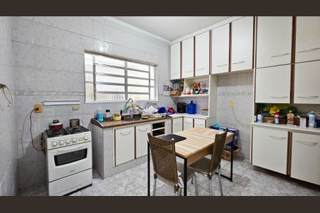 Casa à venda com 102m², 2 quartos e 2 vagasCozinha