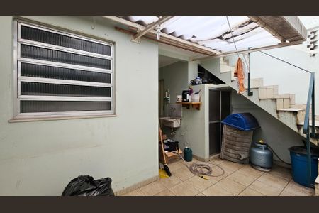 Casa à venda com 102m², 2 quartos e 2 vagasÁrea de Serviço