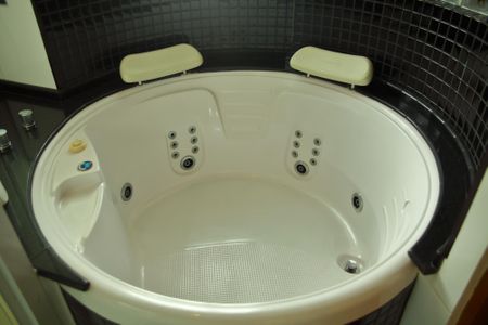 Casa à venda com 250m², 3 quartos e 2 vagasBanheiro da Suíte