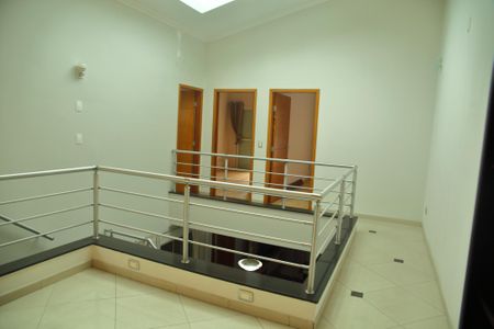 Casa à venda com 250m², 3 quartos e 2 vagasHall dos Quartos