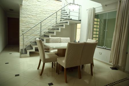 Casa à venda com 250m², 3 quartos e 2 vagasSala de jantar