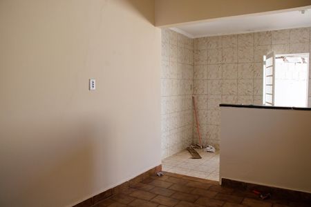 Casa para alugar com 135m², 2 quartos e 1 vaga Casa para alugar com 135m², 2 quartos e 1 vagaSala 2