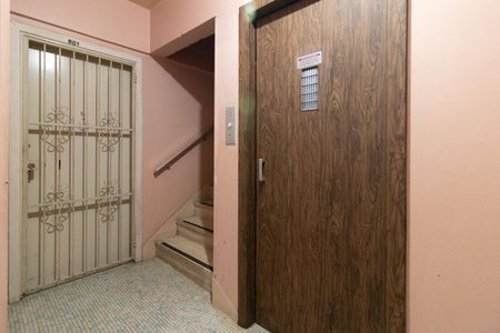Apartamento à venda com 39m², 1 quarto e sem vagaElevador
