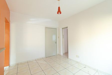Apartamento à venda com 39m², 1 quarto e sem vagaSala