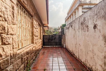 Casa para alugar com 200m², 3 quartos e 4 vagasQuintal