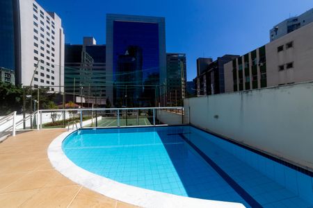 Apartamento para alugar com 90m², 3 quartos e 2 vagas Apartamento para alugar com 90m², 3 quartos e 2 vagasÁrea comum - Piscina