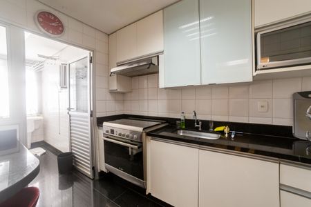 Apartamento para alugar com 90m², 3 quartos e 2 vagas Apartamento para alugar com 90m², 3 quartos e 2 vagasCozinha