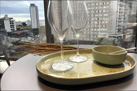 Studio para alugar com 25m², 1 quarto e sem vaga Studio para alugar com 25m², 1 quarto e sem vagaDetalhe Varanda