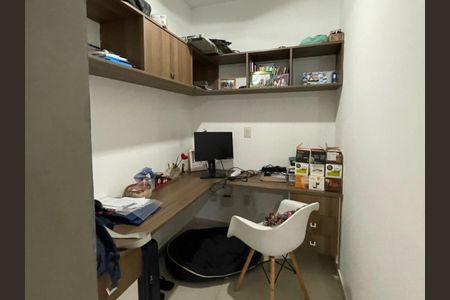 Apartamento à venda com 114m², 3 quartos e 2 vagasEscritório