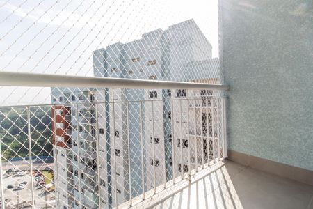 Apartamento para alugar com 57m², 2 quartos e 1 vaga Apartamento para alugar com 57m², 2 quartos e 1 vagaVaranda