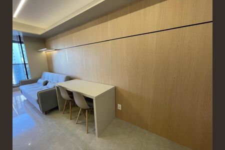 Studio para alugar com 25m², 1 quarto e sem vaga Studio para alugar com 25m², 1 quarto e sem vagaSala
