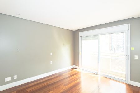 Apartamento para alugar com 220m², 4 quartos e 3 vagas Apartamento para alugar com 220m², 4 quartos e 3 vagasSuíte 1