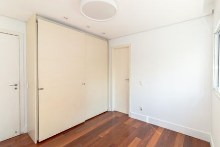 Apartamento para alugar com 220m², 4 quartos e 3 vagas Apartamento para alugar com 220m², 4 quartos e 3 vagasSuíte 2
