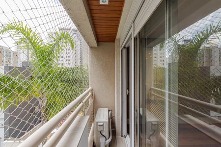 Apartamento para alugar com 220m², 4 quartos e 3 vagas Apartamento para alugar com 220m², 4 quartos e 3 vagasSacada da Suíte 4