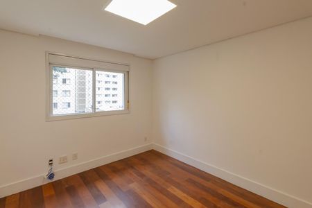 Apartamento para alugar com 220m², 4 quartos e 3 vagas Apartamento para alugar com 220m², 4 quartos e 3 vagasSuíte 1