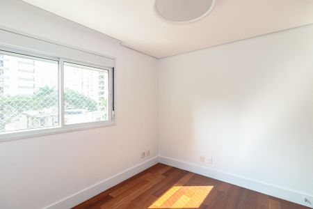 Apartamento para alugar com 220m², 4 quartos e 3 vagas Apartamento para alugar com 220m², 4 quartos e 3 vagasSuíte 2