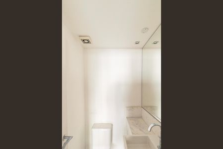 Apartamento para alugar com 220m², 4 quartos e 3 vagas Apartamento para alugar com 220m², 4 quartos e 3 vagasBanheiro da Suíte 4