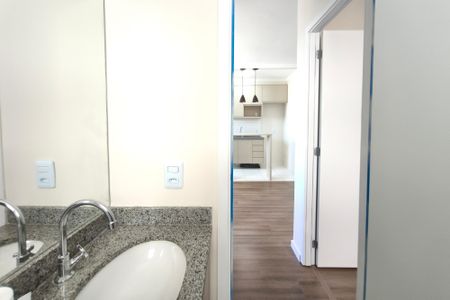 Apartamento à venda com 42m², 2 quartos e 1 vagaBanheiro Social
