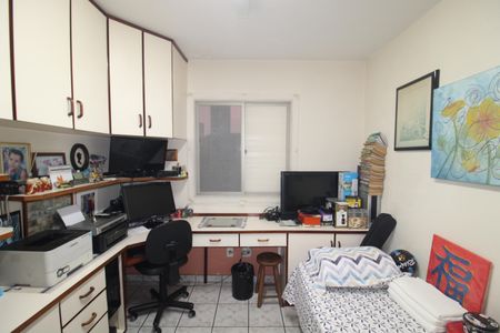 Apartamento à venda com 68m², 2 quartos e 2 vagasQuarto 2