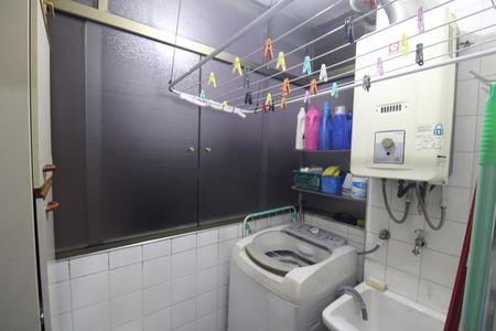 Apartamento à venda com 68m², 2 quartos e 2 vagasÁrea de Serviço