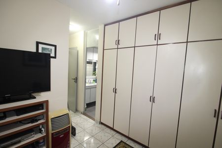 Apartamento à venda com 68m², 2 quartos e 2 vagasQuarto 1