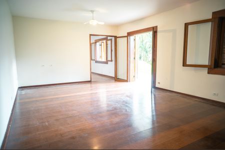 Casa de condomínio para alugar com 650m², 7 quartos e 4 vagas Casa de condomínio para alugar com 650m², 7 quartos e 4 vagasSala 3