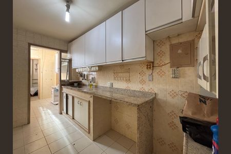 Apartamento à venda com 120m², 3 quartos e 2 vagasCozinha
