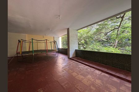 Apartamento à venda com 120m², 3 quartos e 2 vagasÁrea comum - Playground